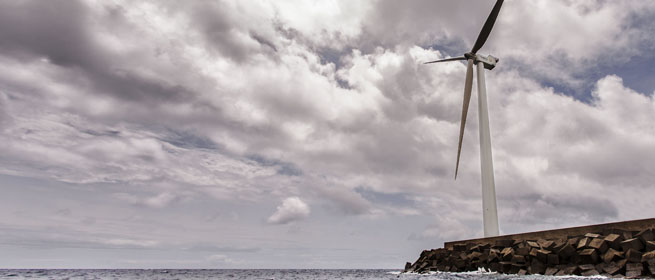 http://www.evwind.es/wp-content/uploads/2013/10/gamesa-e%C3%B3lica-offshore-wind-energy.jpg