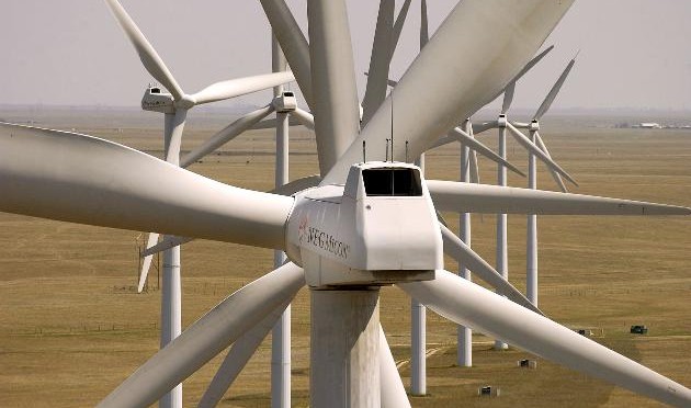 Major utility: Cutting carbon with wind, solar “a good business plan”