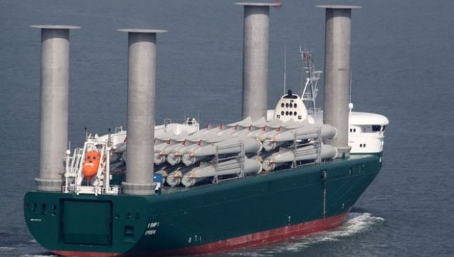 Enercon wind energy ship arrives in Uruguay