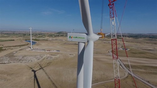 Wind power in Aragon: Iberdrola installs wind turbines in the El Pradillo wind farm