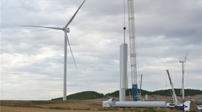 Wind power in Navarra, Serralta de Cabanillas wind farm renews its wind turbines