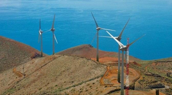 Four wind turbines from the future Arrecife Wind Farm arrive in Lanzarote