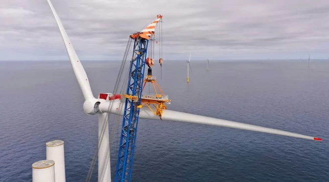 Repsol and Ørsted to explore joint development of floating offshore wind energy in Spain