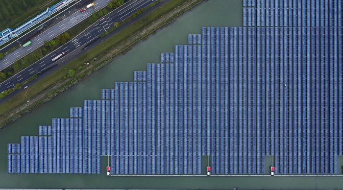 RWE commissions its first floating photovoltaic project