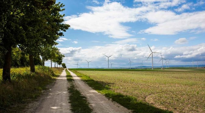 RWE begins construction of Polish wind farm ?nin