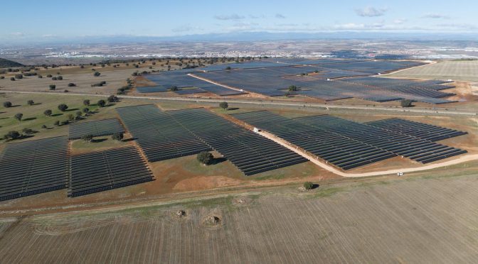 RWE is expanding its solar business in Spain: Commissioning of Casa Valdes solar farm near Madrid