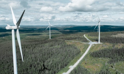Vattenfall signs wind energy agreement with Volvo Group