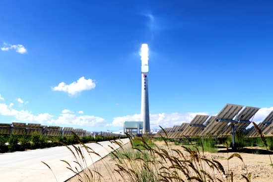 Gonghe Concentrated Solar Power in Qinghai Province runs a record 19 of 24 hours