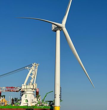 Avangrid (Iberdrola), CIP Announce Successful Installation of the First Wind Turbine