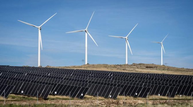 EDP Renewables inaugurates new hybrid photovoltaic and wind energy project in Portugal