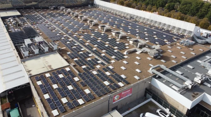Alcampo launches photovoltaic covers in two hypermarkets in Seville and Barcelona