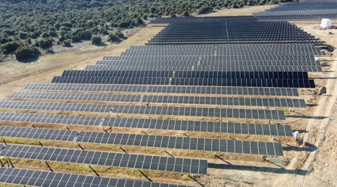 Naturgy begins the construction of a 300 MWp photovoltaic plant in Spain